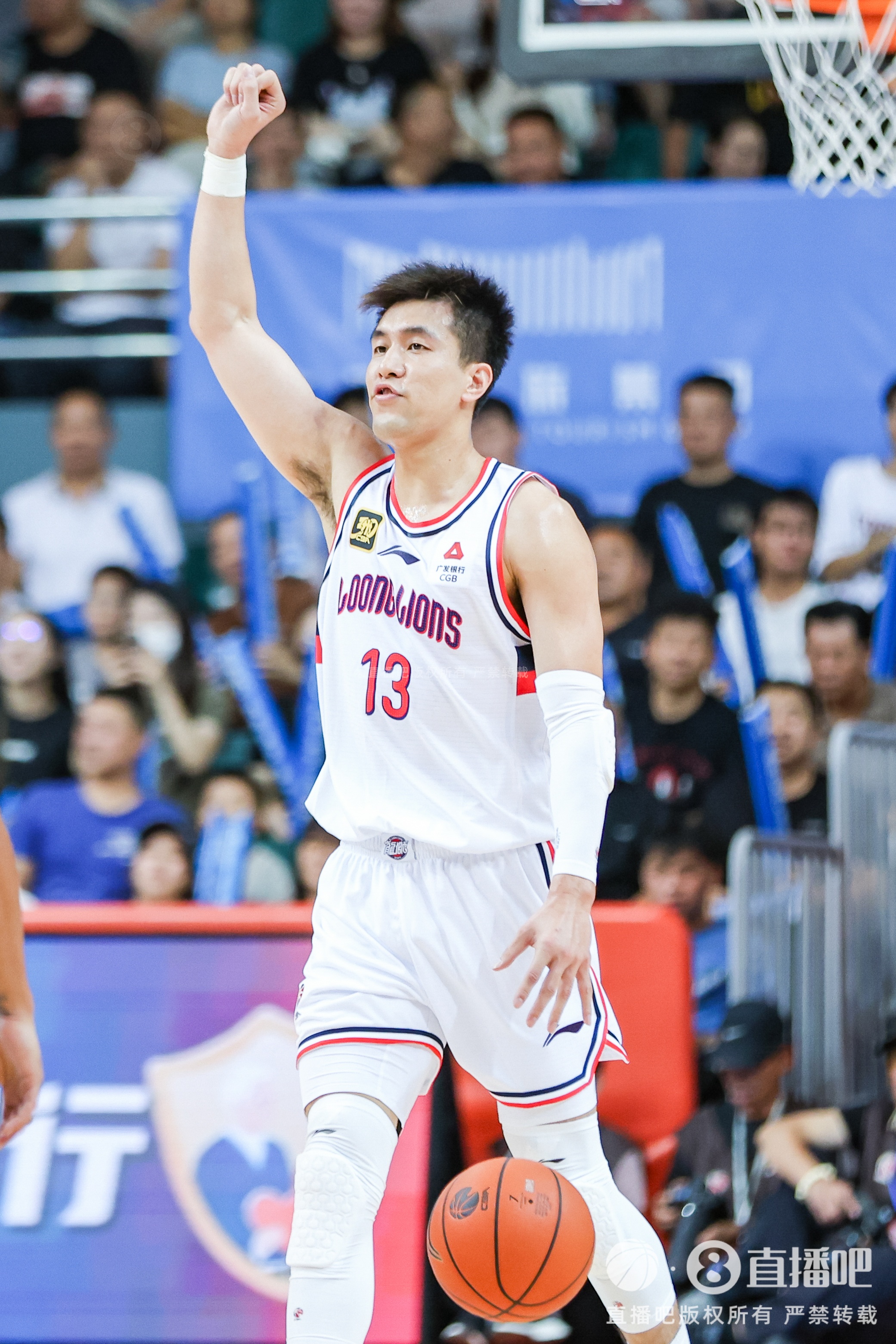 世界杯官网-郭艾伦前交叉韧带断了！莫兰德：会一直支持你 大兄弟恢复好身体